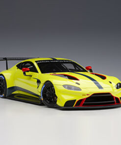 ASTON MARTIN VANTAGE GTE LE MANS PRO 2018 PRESENTATION CAR