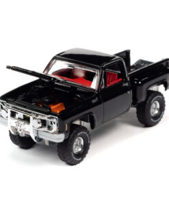 Chevy Custom Deluxe Black 1980 1:64