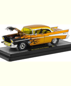 1957 Chevrolet Bel Air Hardtop 1:24 M2 Machines - 81 B