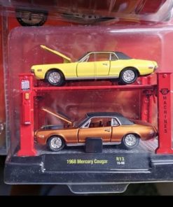 2 Pack-1968 Mercury Cougar - 2 coches  1:64 M2 Auto-Lift (2 pc) 1:64